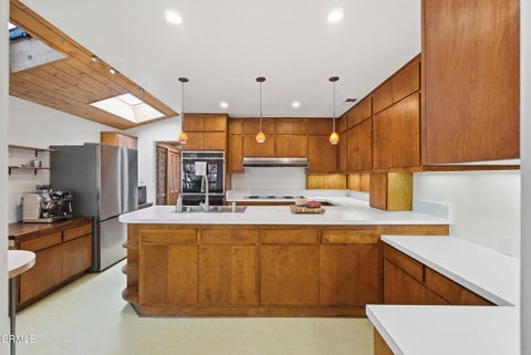 Tiny photo for 4913 Terry Drive, Ventura, CA 93003 (MLS # V1-36934)