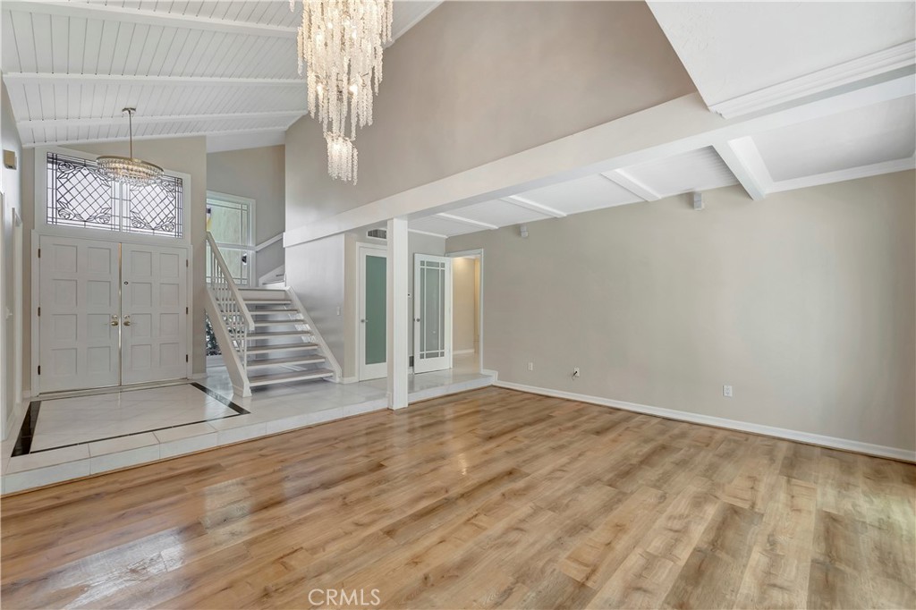 17675 Rainglen Lane