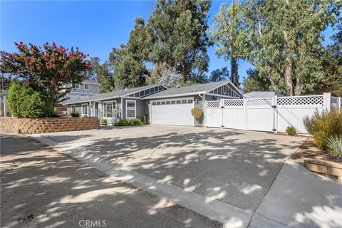 Photo of 5200 Fresno Avenue, Atascadero, CA 93422 (MLS # NS25250377)