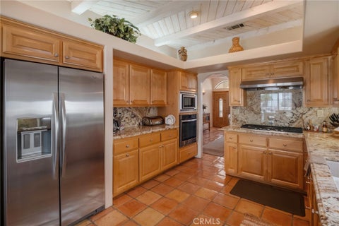 Tiny photo for 18010 Wildwood Dr, Victorville, CA 92395 (MLS # HD26203031)