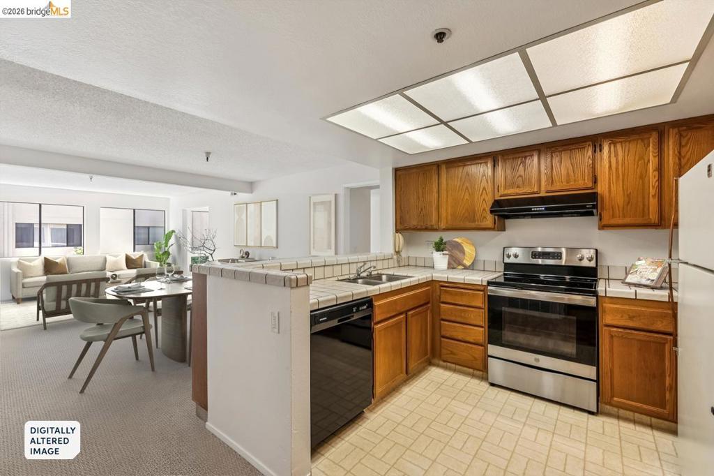 545 Pierce St 2307