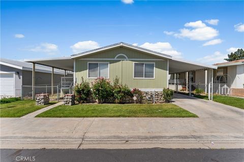 Photo of 1501 E Avenue I #145, Lancaster, CA 93535 (MLS # SR26084267)