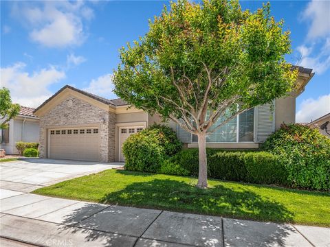 19301 Galloping Hill Road Apple Valley CA 92308