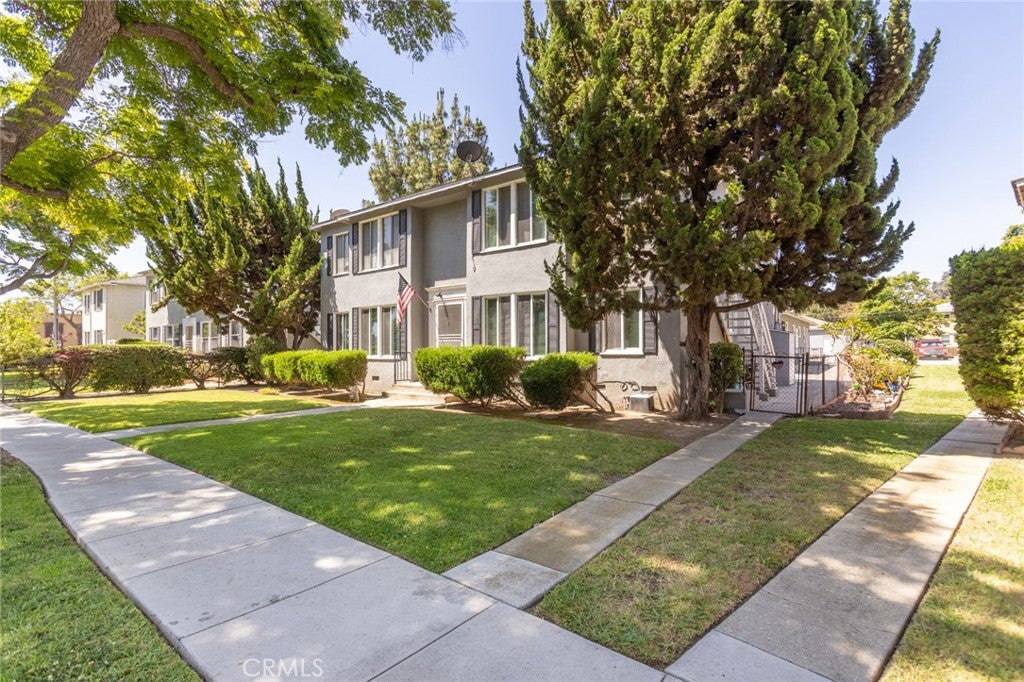 4411 Linden Avenue