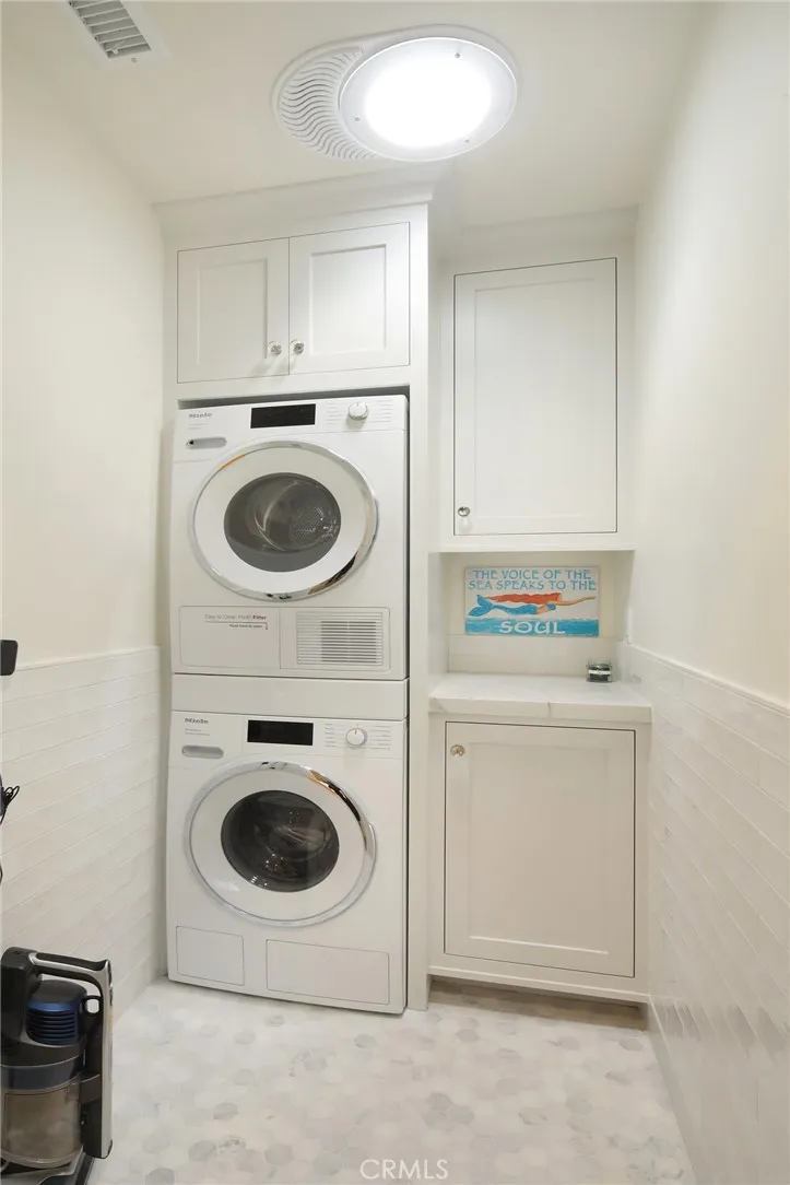 Dana Point, California 92629, United States, 3 Bedrooms Bedrooms, ,2 BathroomsBathrooms,Residential,Active,145483