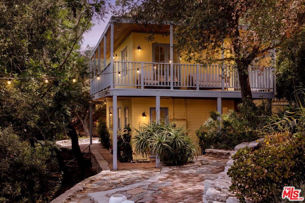 Photo of 2041 N Alta Vista Avenue, Los Angeles, CA 90046 (MLS # 26856039)