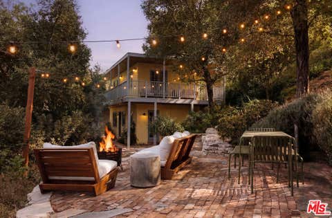 Photo of 2041 N Alta Vista Avenue, Los Angeles, CA 90046 (MLS # 26856039)