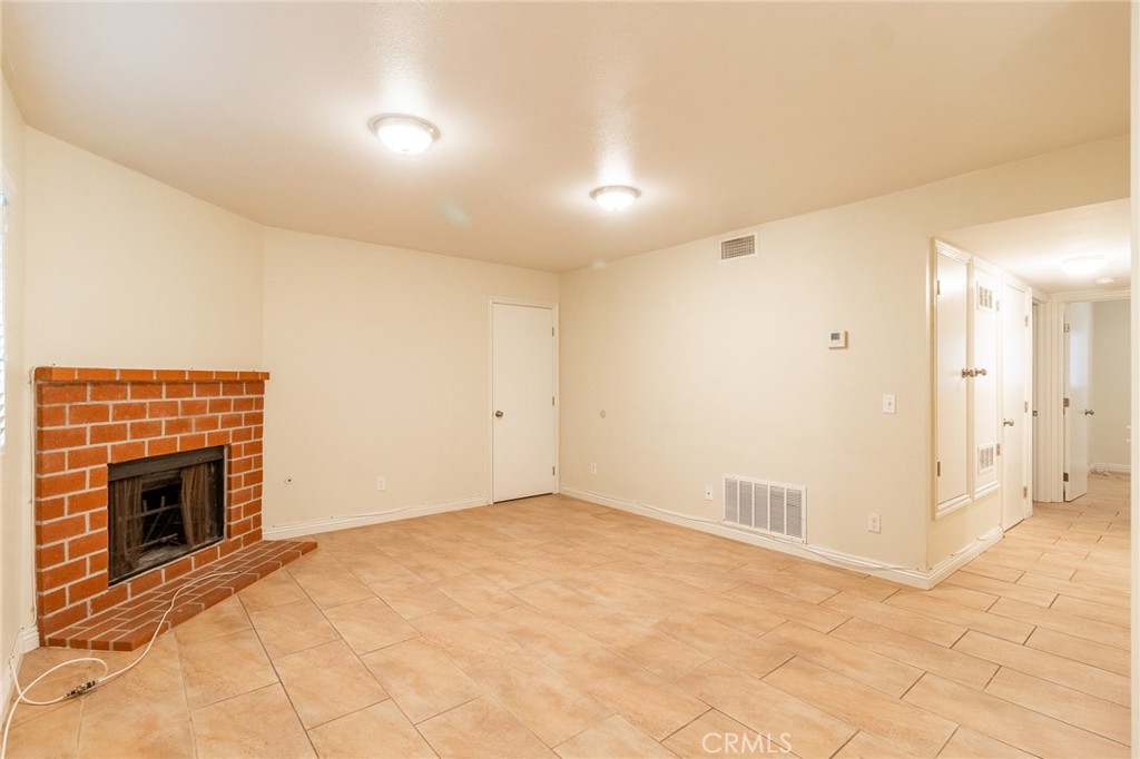 1251 S Meadow Lane 143
