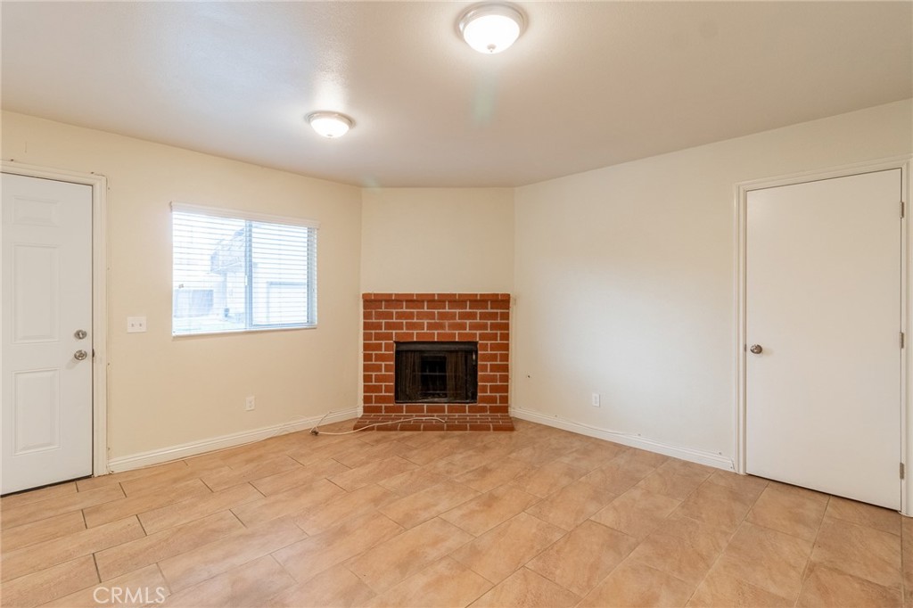 1251 S Meadow Lane 143