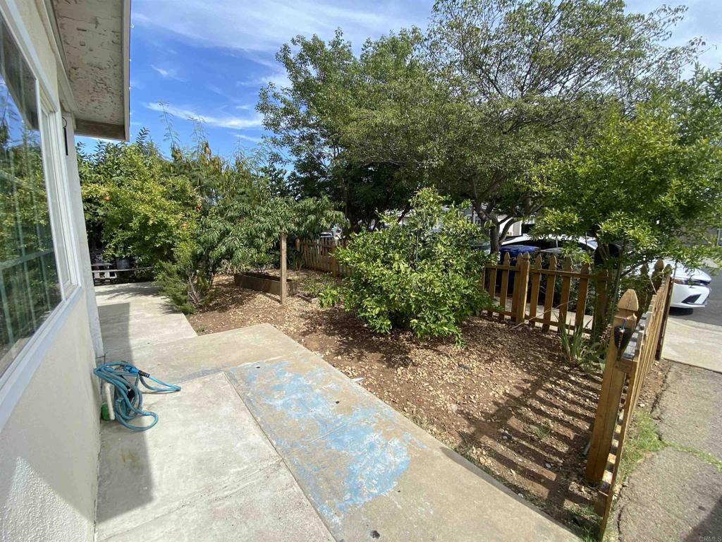 1746 Fairdale Avenue