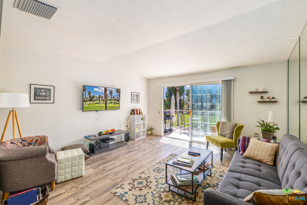 Mesquite Country Clu - Residential