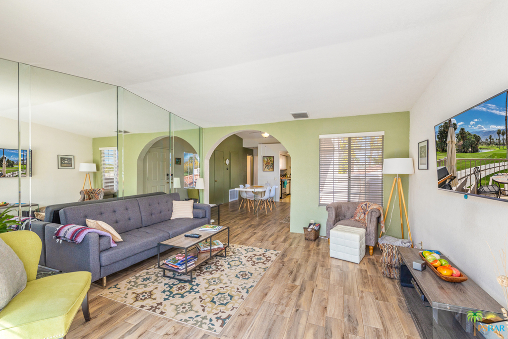 Mesquite Country Clu - Residential