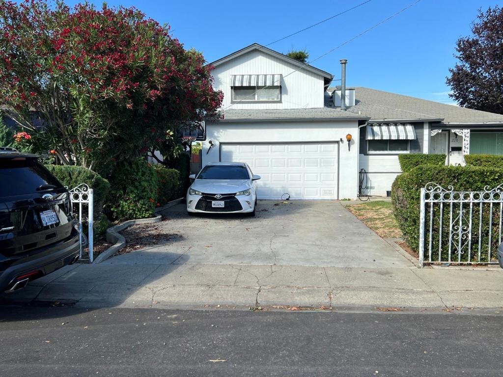 Welcome to this charming home in East Palo Alto, offering spacious 4-bedroom living in the Ravenswood City Elementary School District. Situated on a lot of approximately 4,970 square feet, this residence boasts a comfortable 1,430 square feet of interior space. The primary bedroom is conveniently located on the ground floor, along with a full bathroom featuring a shower over tub.. Huge bedrooms. The kitchen is equipped with a gas oven range, ideal for home cooking enthusiasts. Adjacent, the dining area is styled in an "L" shape, providing a cozy space for meals. . Flooring details, amenities, and cooling features include none specified, ensuring potential buyers have the opportunity to customize these aspects. The laundry area is equipped with both electric and gas hookups and is conveniently located in the garage. With two garage spaces, this home meets practical needs for storage and parking. Don't miss the opportunity to make this East Palo Alto property your new home.Need tender loving care.