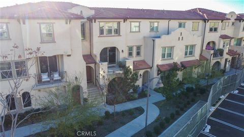 Photo of 118 High Meadow Mdw, Lake Forest, CA 92610 (MLS # OC26041858)