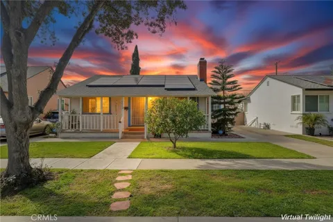 5913 Castana Ave, Lakewood, CA 90712 - MLS#: PW26040063