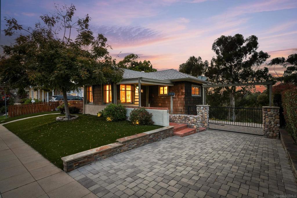 1018 Johnson Ave Ave, San Diego CA 92103