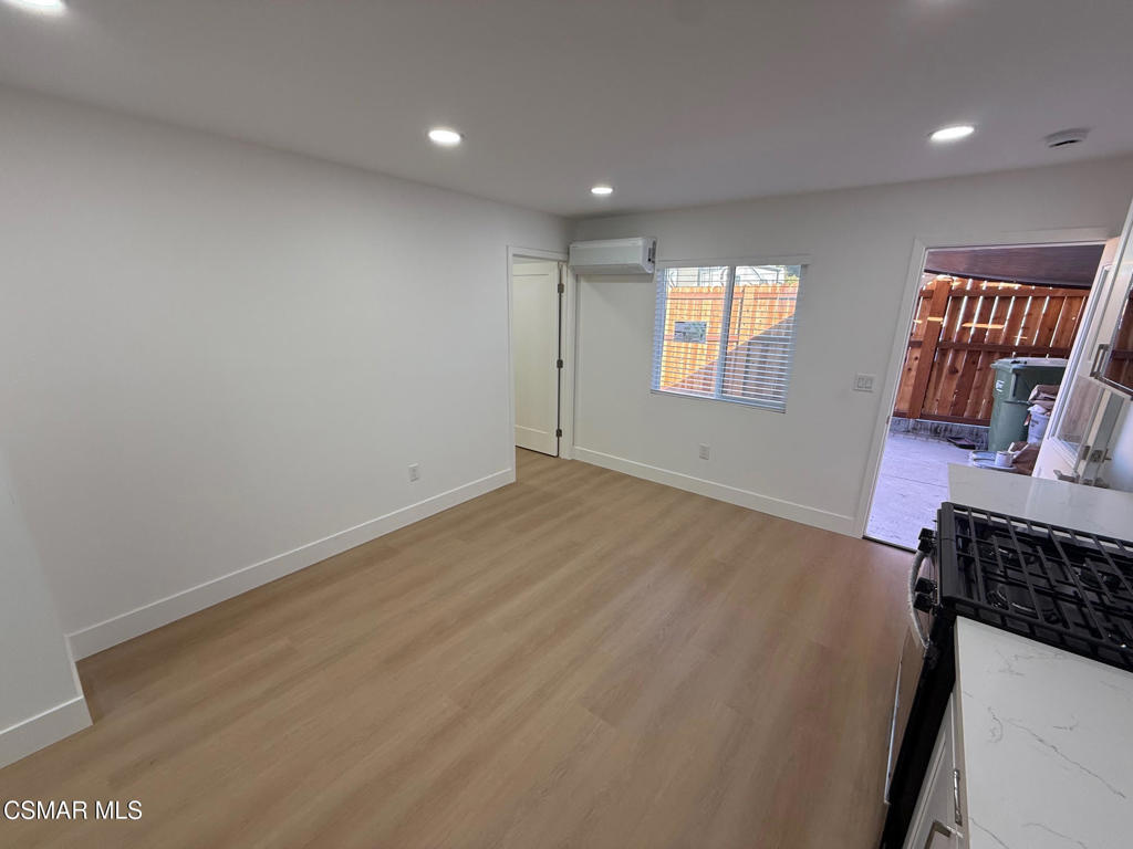 Conejo Country Homes-500 - 500 - Residential Lease