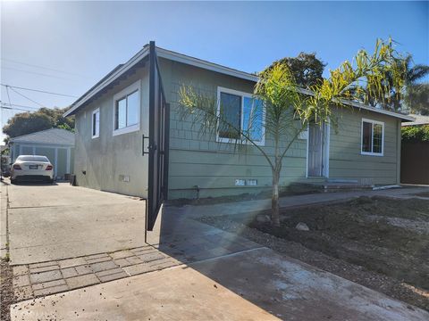 Photo of 205 Jordan Ave, Ventura, CA 93001 (MLS # SR25277720)