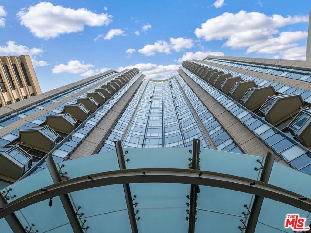 Photo of 10776 Wilshire Boulevard #603, Los Angeles, CA 90024 (MLS # 26636411)