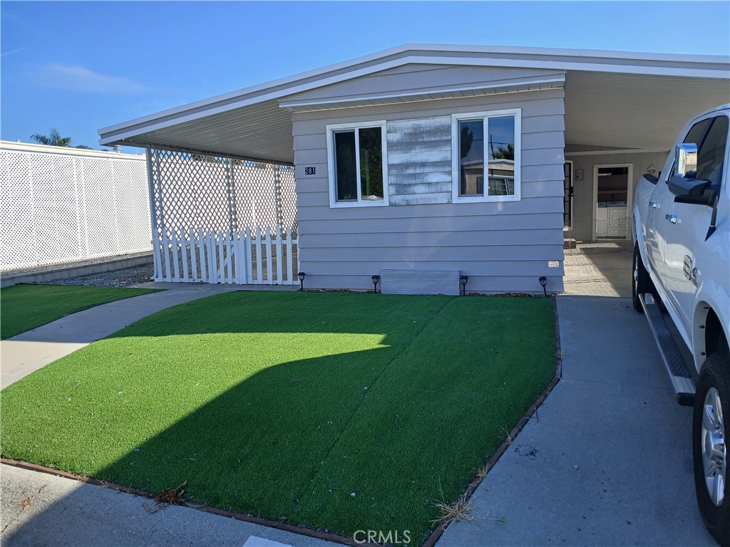 281 Santa Clara Circle