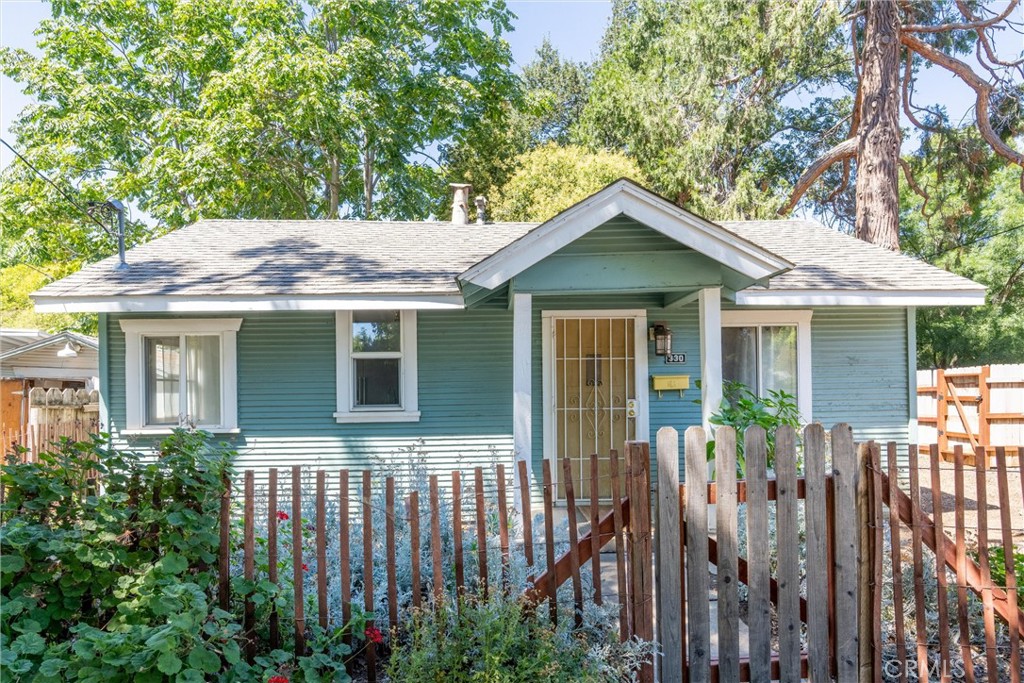 330 W 18th Street