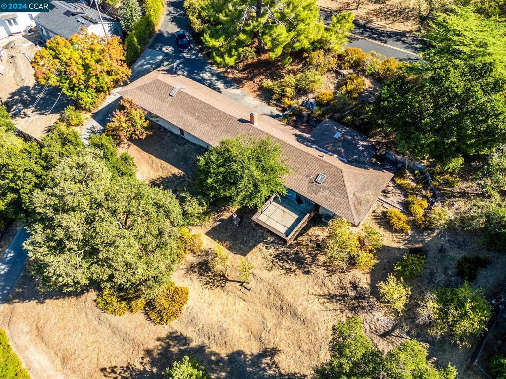 ALAMO CREST - Residential