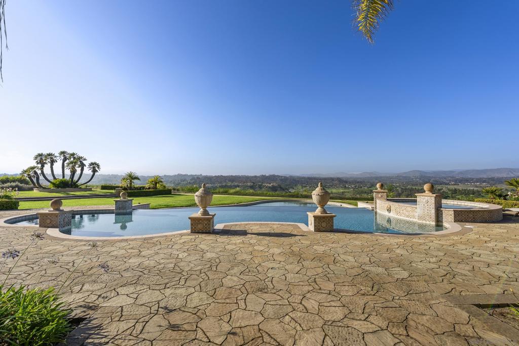 4760 Rancho Del Mar Trail