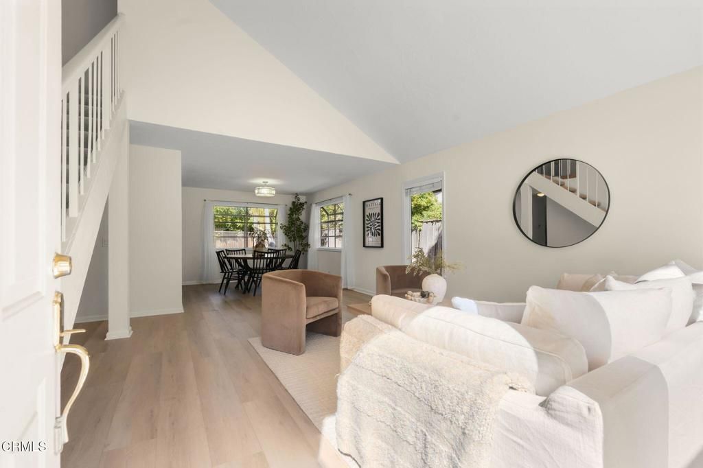 Photo of 1689 Amador Lane Ln, Newbury Park, CA 91320 (MLS # V1-35420)