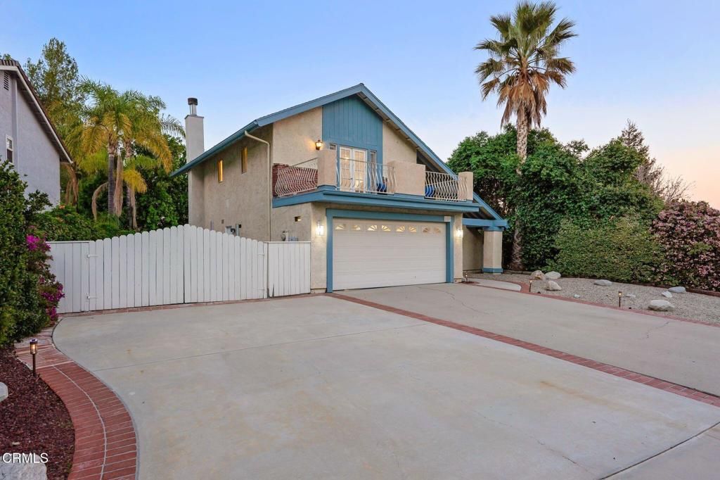 Photo of 1689 Amador Lane Ln, Newbury Park, CA 91320 (MLS # V1-35420)