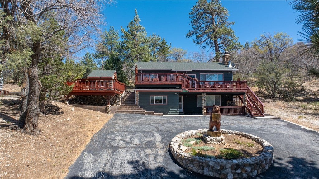 43656 Ridge Crest