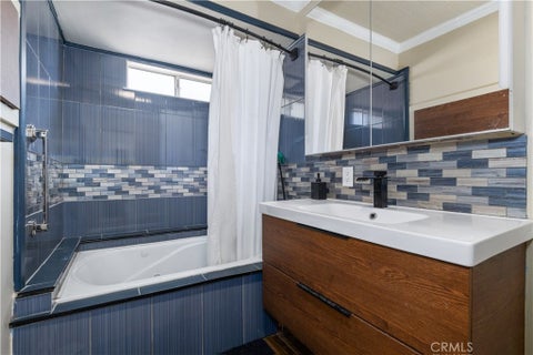 Tiny photo for 2778 Oak Shores Drive, Bradley, CA 93426 (MLS # NS26148119)