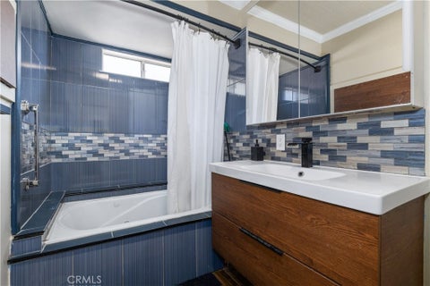 Tiny photo for 2778 Oak Shores Drive, Bradley, CA 93426 (MLS # NS26148119)