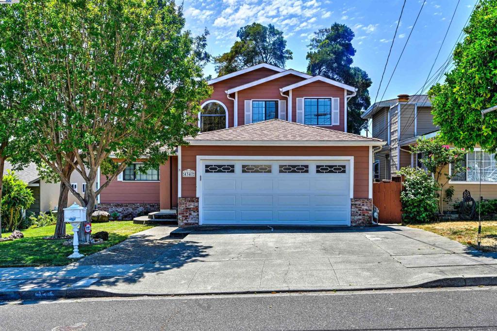 Perfect Huge 2 Story Home in Castro Valley. Move-In Ready! Beautifully maintained 4 bedroom, 3 bath in the desirable and convenient neighborhood for and large family. This move-in ready home features a open kitchen and bathrooms with modern finishes, carpet flooring, new garage door and opener, nice interior paint throughout. Huge living room and family room combine, while the balcony and backyard is perfect for outdoor relaxation or entertaining. Great location easy access to BART, schools, parks, shopping, and major highways—ideal for commuters.