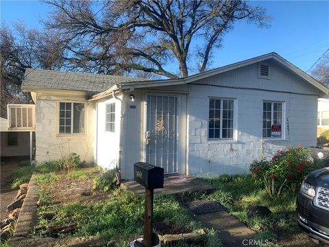 Photo of 14565 Uhl Avenue, Clearlake, CA 95422 (MLS # LC26032397)