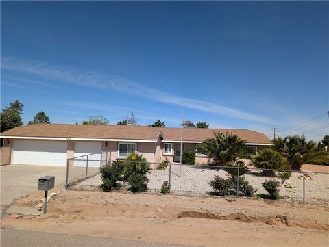 7914 Victor Avenue Hesperia CA 92345