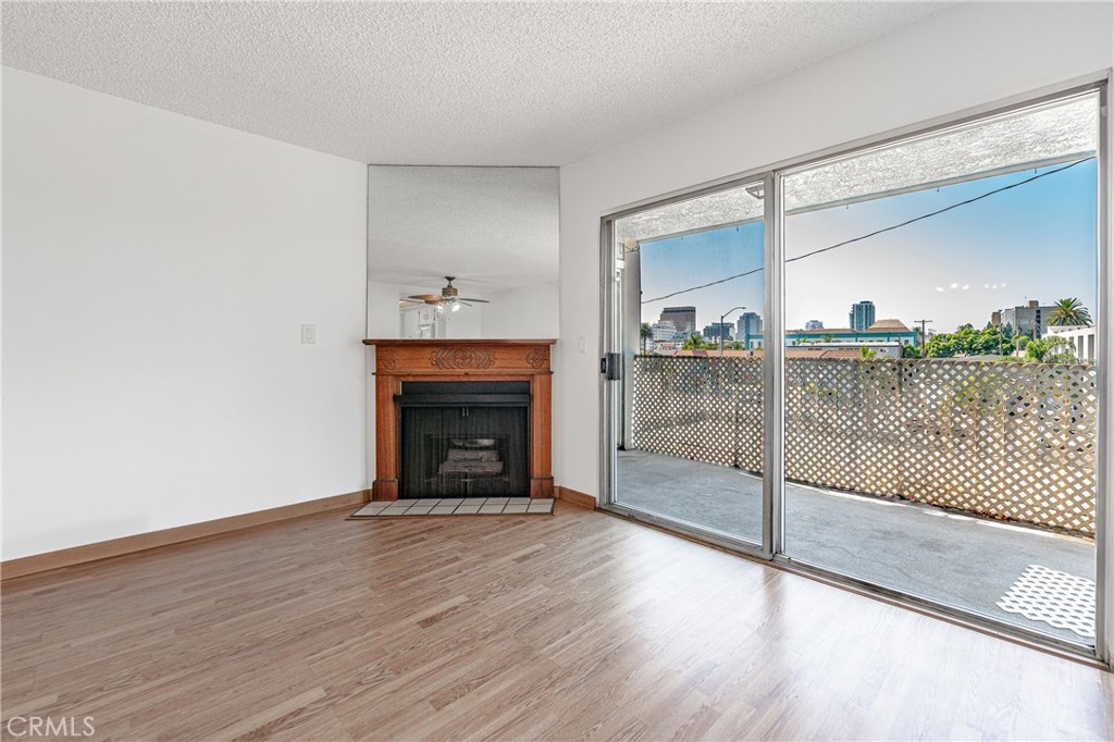 955 E 3rd Street 304
