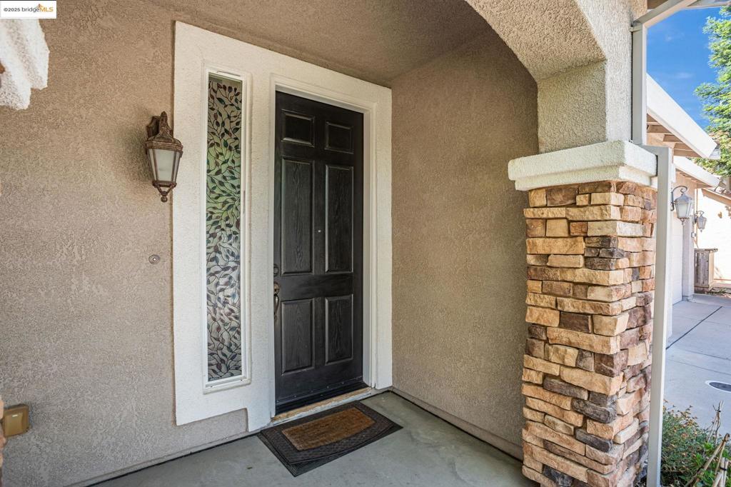 1319 Teal Hollow Dr