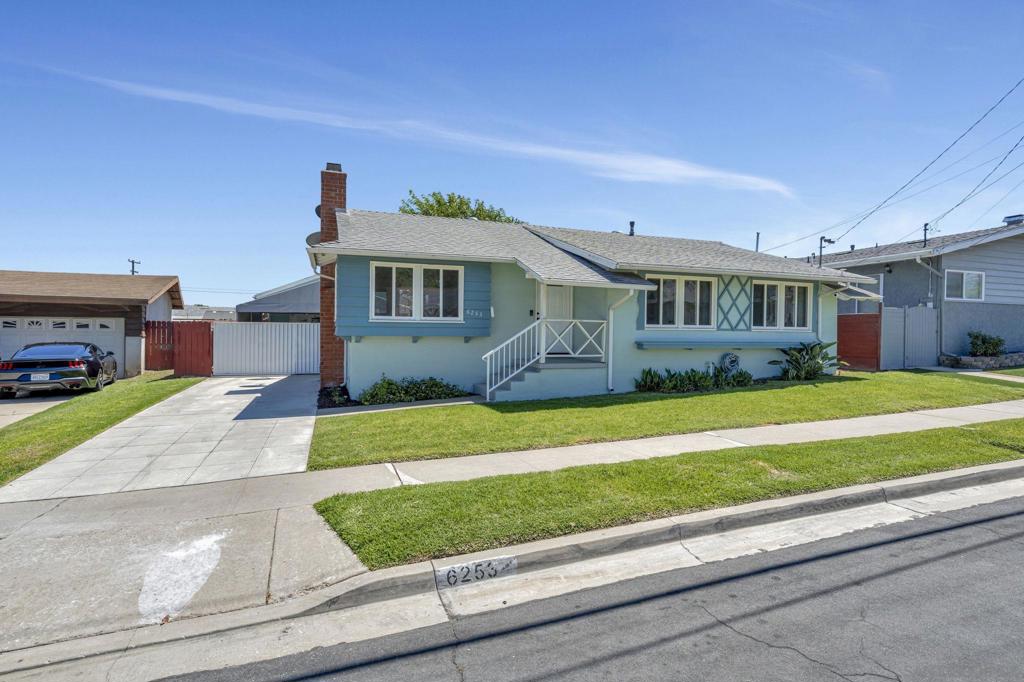 6253 Rancho Hills Dr