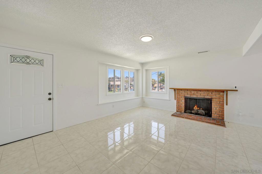 6253 Rancho Hills Dr