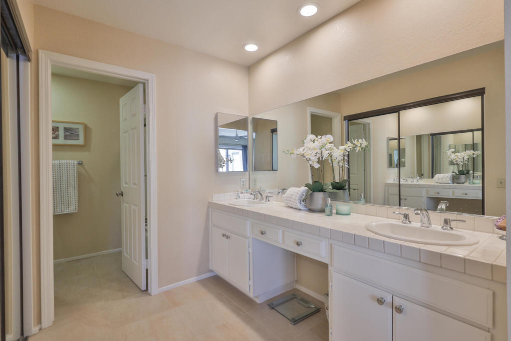 Oasis Country Club - Residential