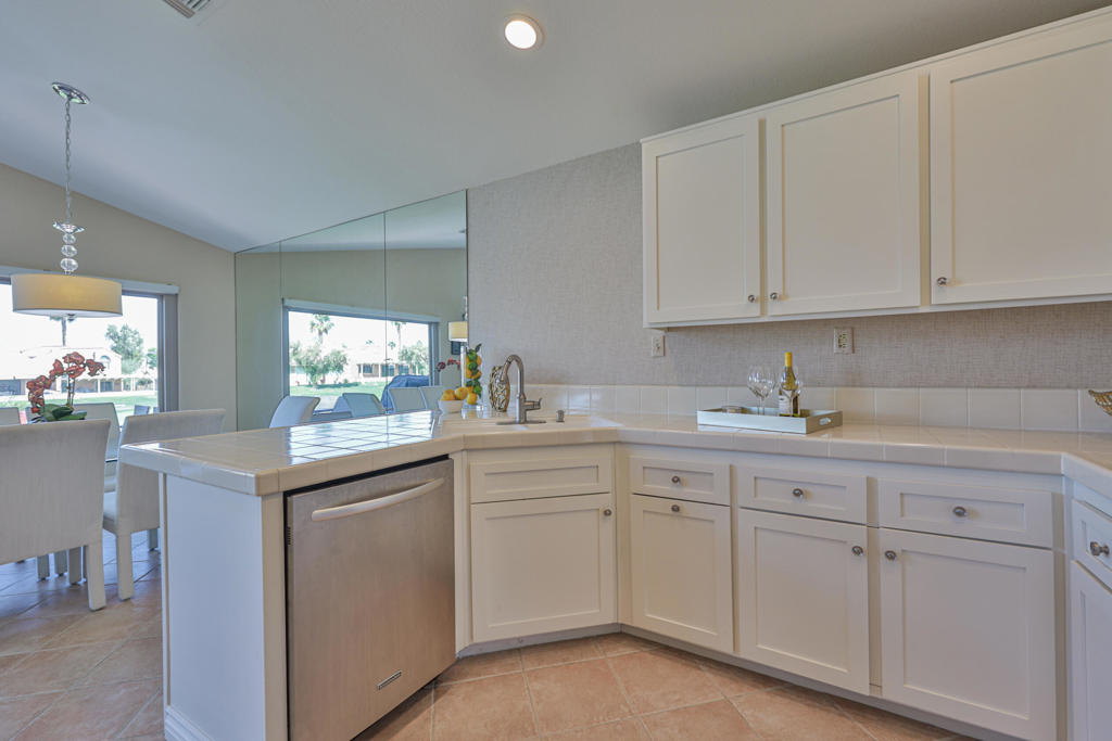 Oasis Country Club - Residential