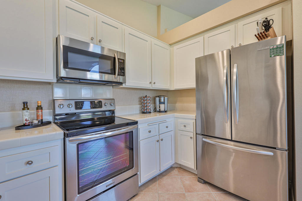 Oasis Country Club - Residential