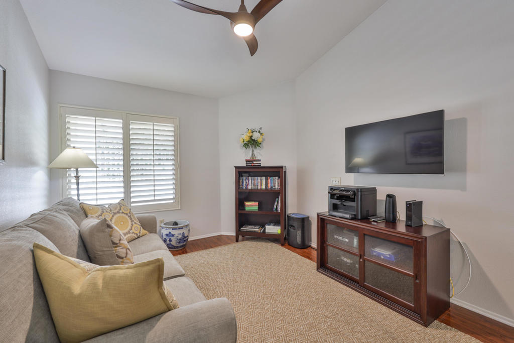 Oasis Country Club - Residential