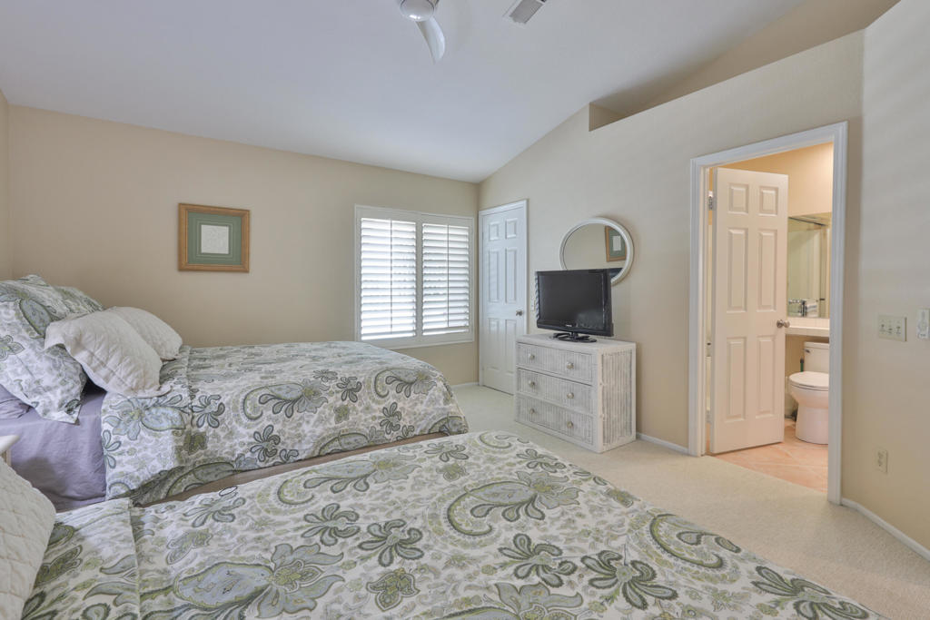 Oasis Country Club - Residential