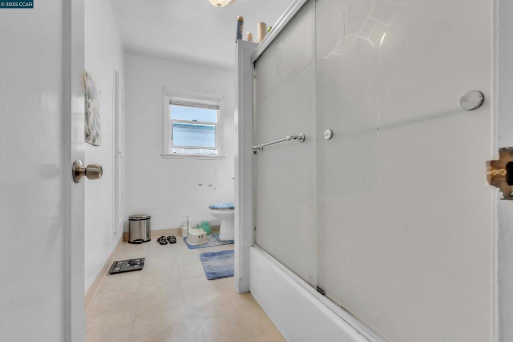 SANTA CLARA - Residential Income