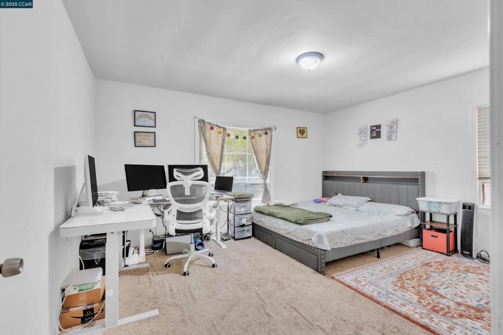 SANTA CLARA - Residential Income