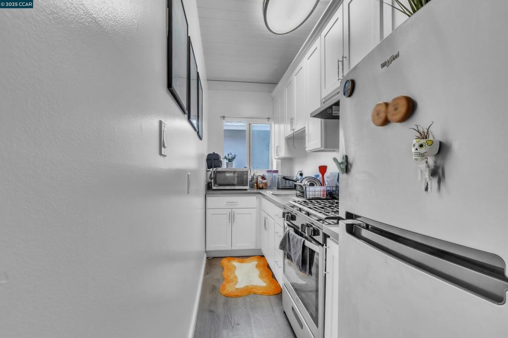 SANTA CLARA - Residential Income