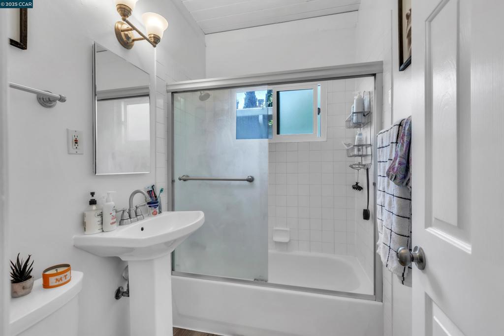 SANTA CLARA - Residential Income