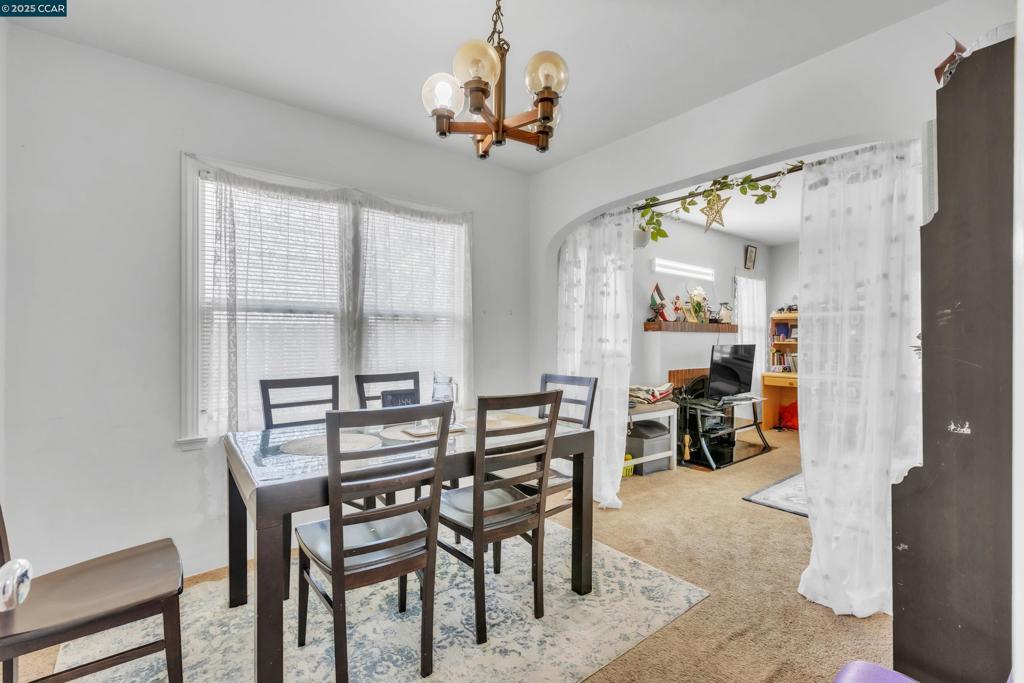 SANTA CLARA - Residential Income