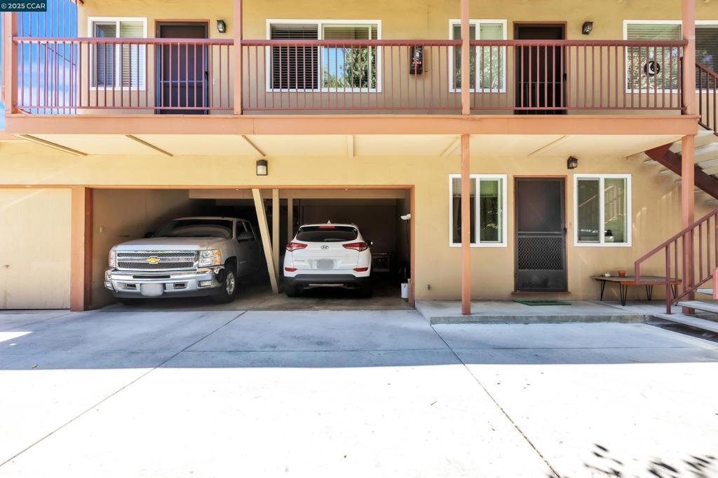 SANTA CLARA - Residential Income